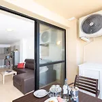 Sea Bliss Penthouse With 2 Terraces Enjoying Side Sea Views By Getawaysmalta Apartmán St. Paul's Bay