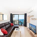 Sea Bliss Penthouse With 2 Terraces Enjoying Side Sea Views By Getawaysmalta Apartmán