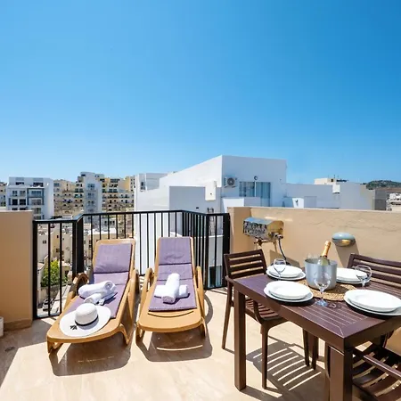 Sea Bliss Penthouse With 2 Terraces Enjoying Side Sea Views By Getawaysmalta Apartmán