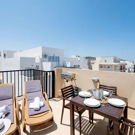 Sea Bliss Penthouse With 2 Terraces Enjoying Side Sea Views By Getawaysmalta St. Paul's Bay