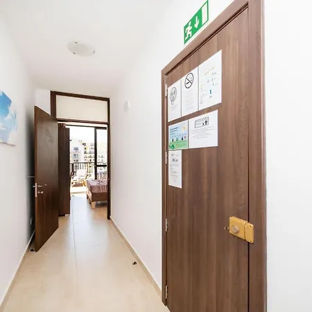 Sea Bliss Penthouse With 2 Terraces Enjoying Side Sea Views By Getawaysmalta Appartement San Pawl il-Baħar